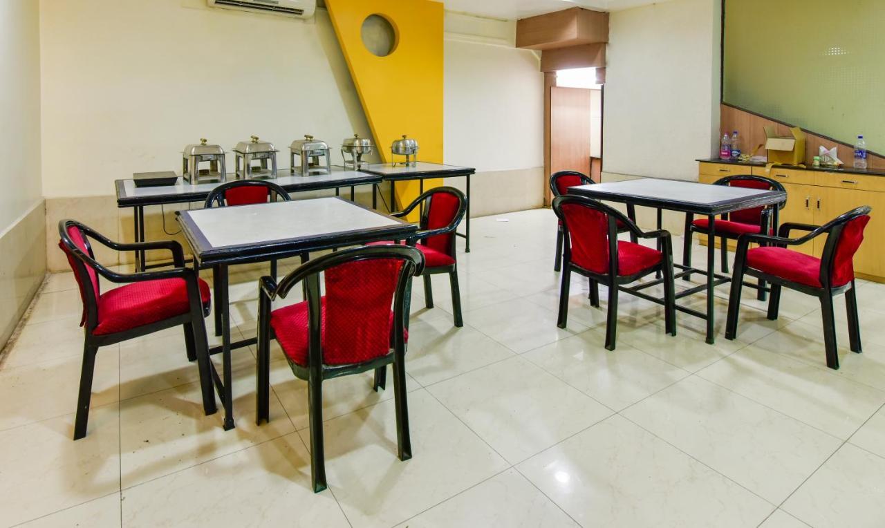 Hotel Kanishka Rāipur Εξωτερικό φωτογραφία