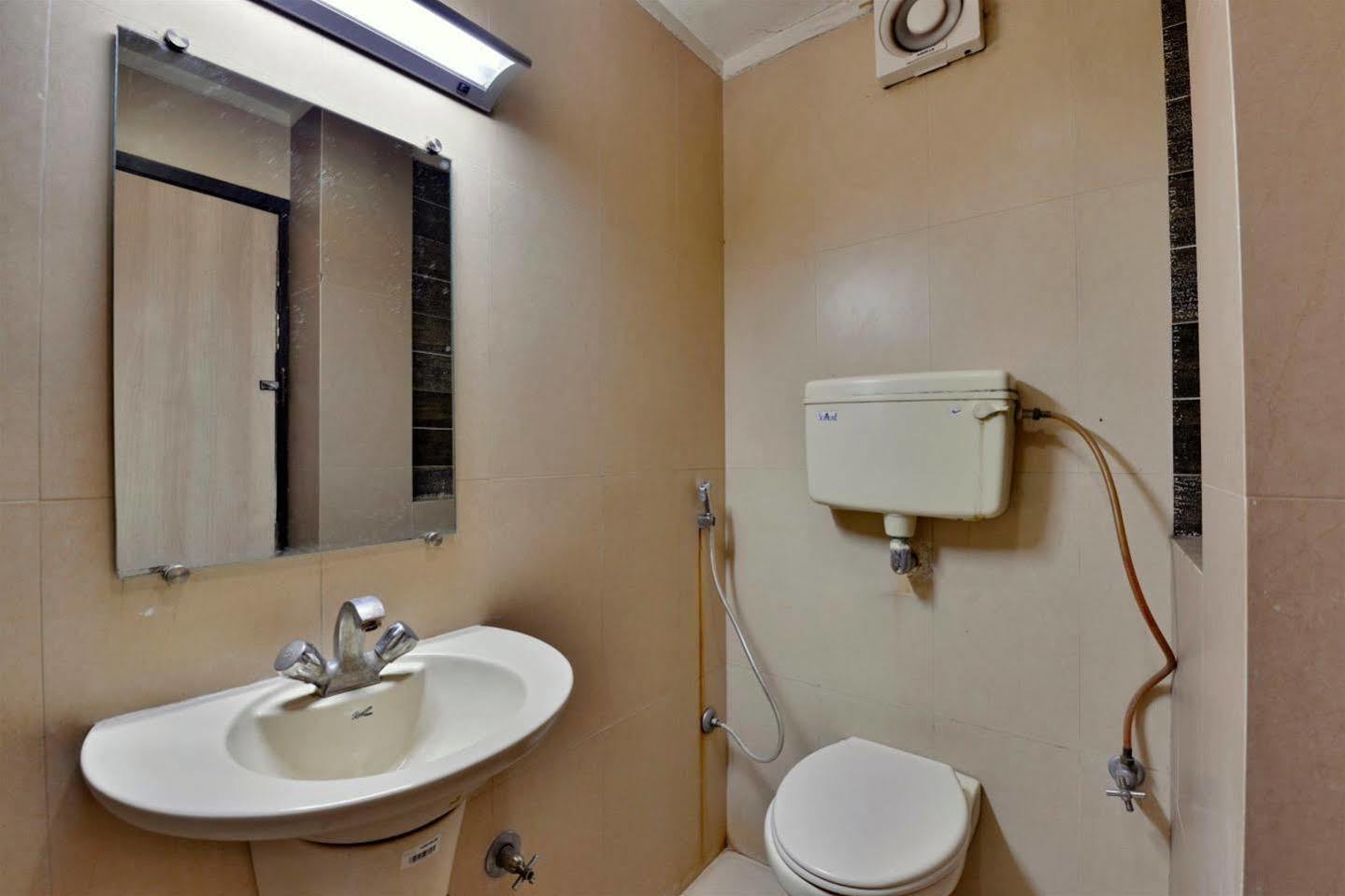 Hotel Kanishka Rāipur Εξωτερικό φωτογραφία