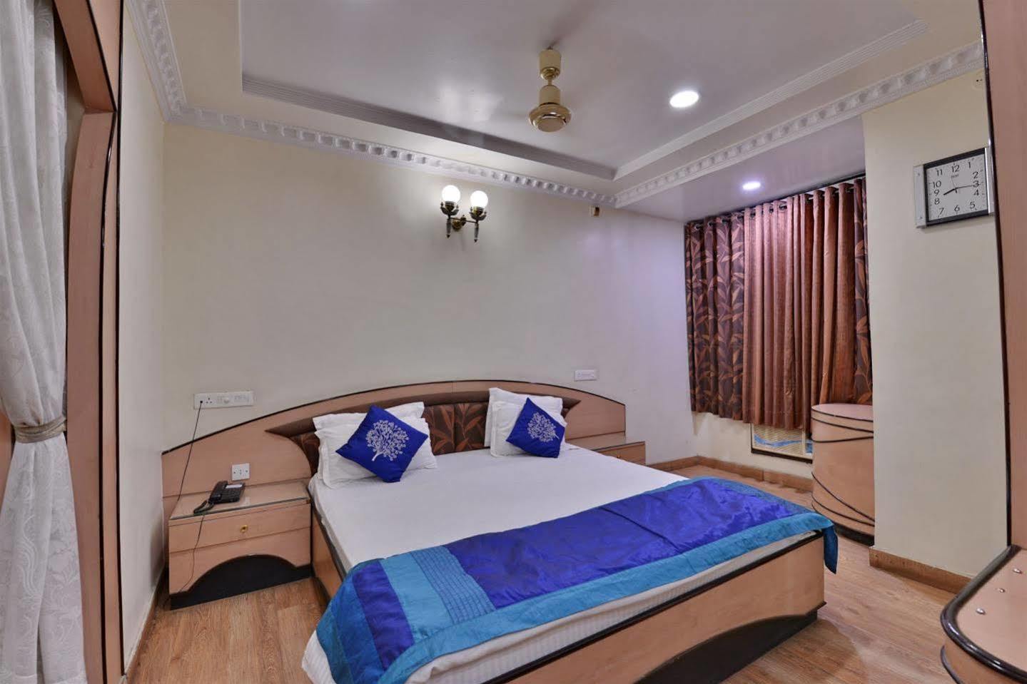 Hotel Kanishka Rāipur Εξωτερικό φωτογραφία