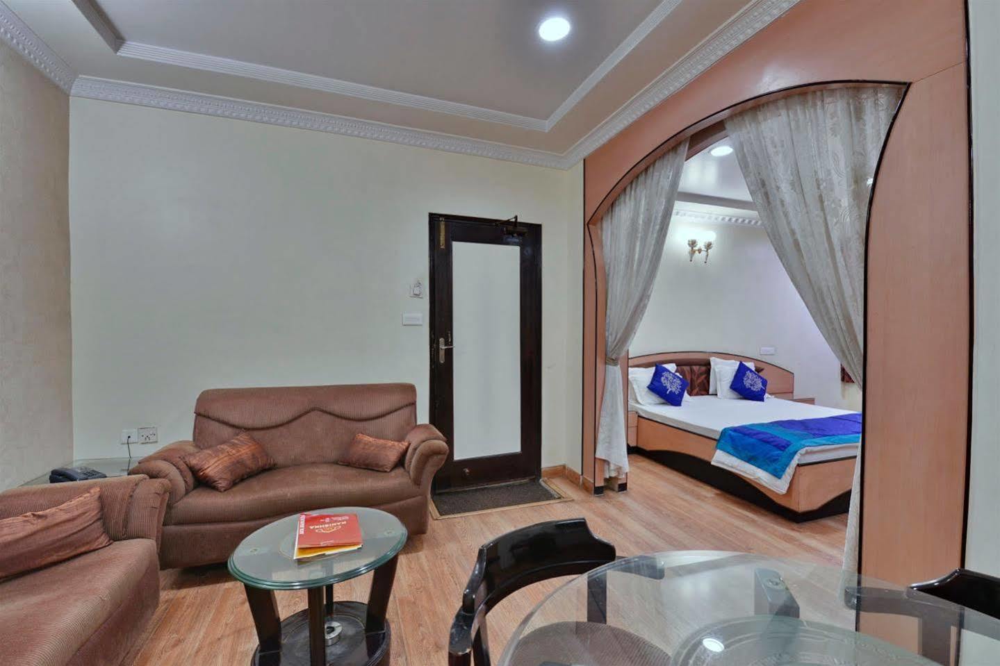 Hotel Kanishka Rāipur Εξωτερικό φωτογραφία