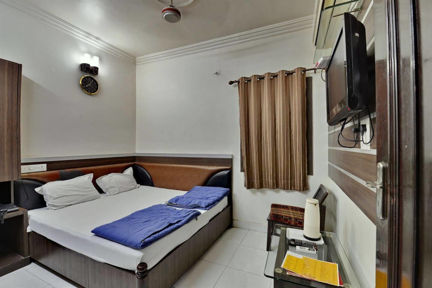Hotel Kanishka Rāipur Εξωτερικό φωτογραφία